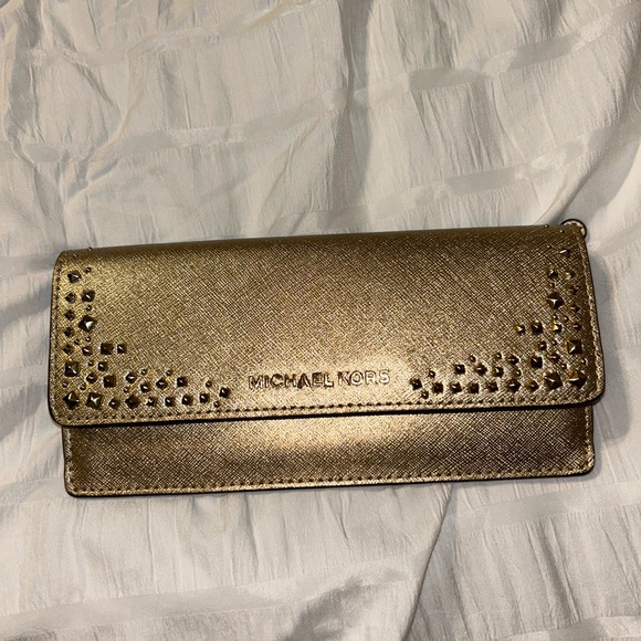 Michael Kors studded gold wallet - Picture 2 of 6